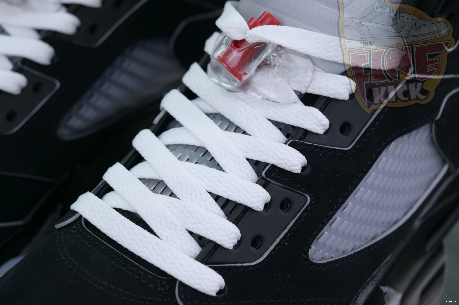 5“BLACK REIMAGINED” METALLIC Air Jordan Jordan 1101